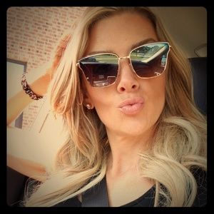 Meet your Posher, Rhianna